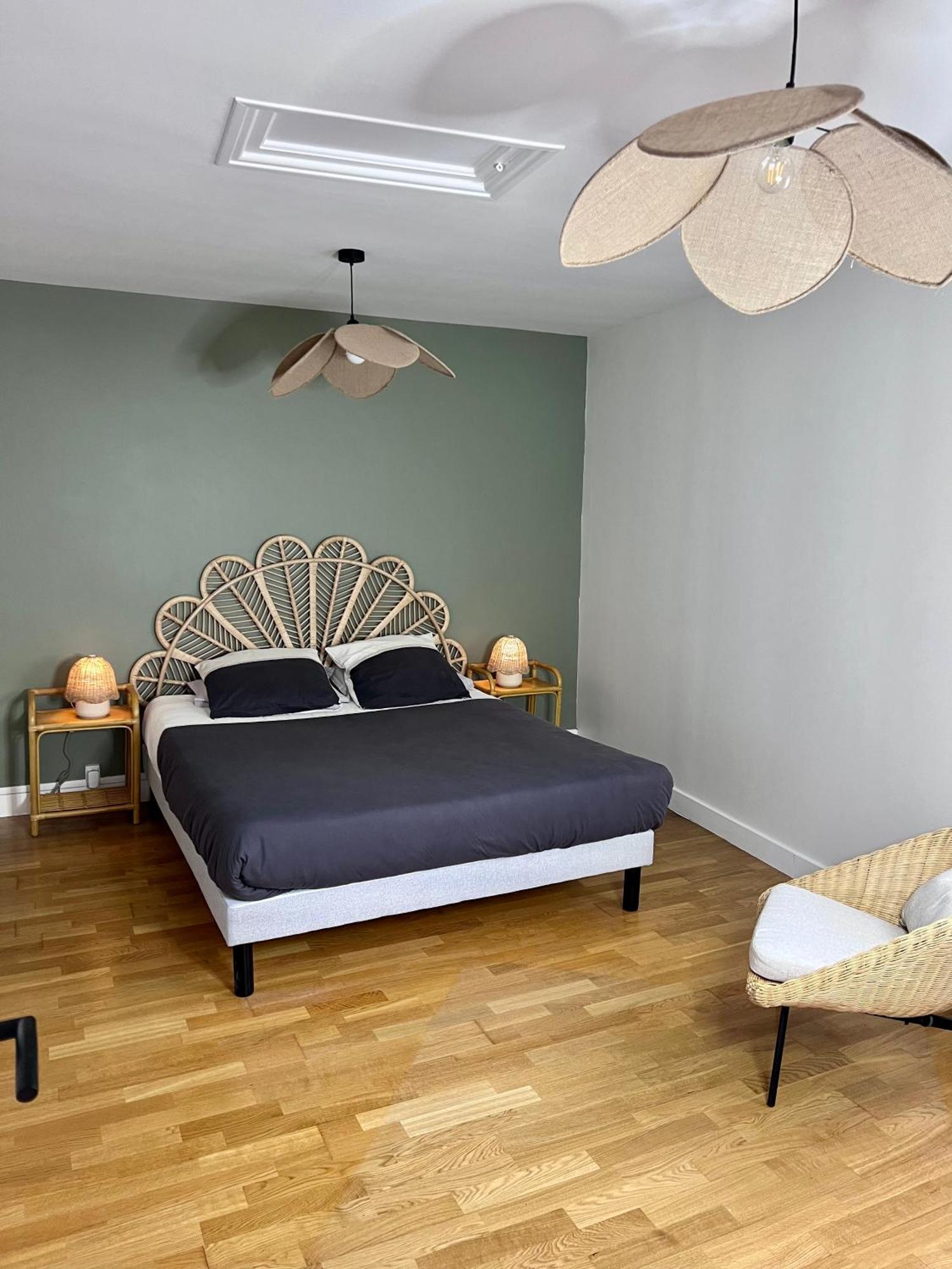 קונקרנו Grand Appartement Ultra Moderne Plein Centre, Plage A Pieds, Avec Parking מראה חיצוני תמונה