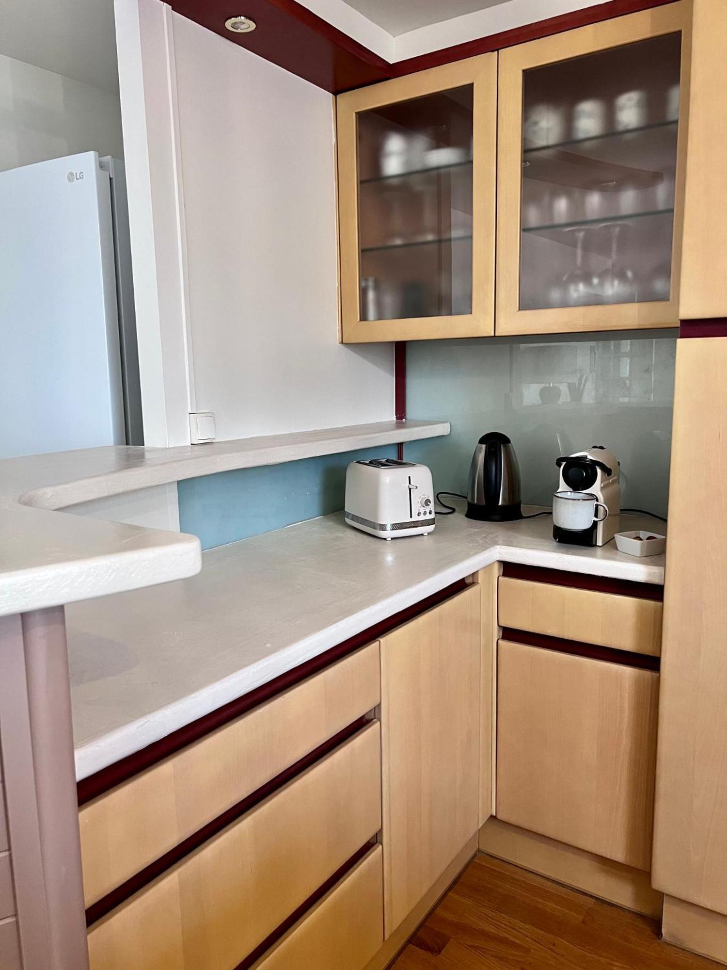 קונקרנו Grand Appartement Ultra Moderne Plein Centre, Plage A Pieds, Avec Parking מראה חיצוני תמונה